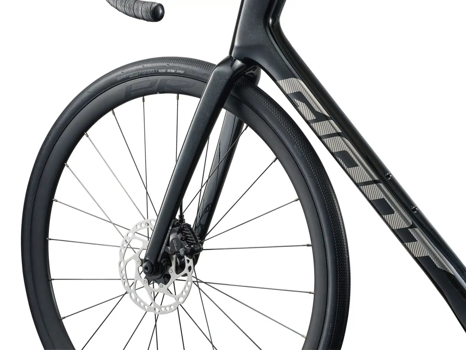 Giant Defy Advanced 2 road bike Abyss Black