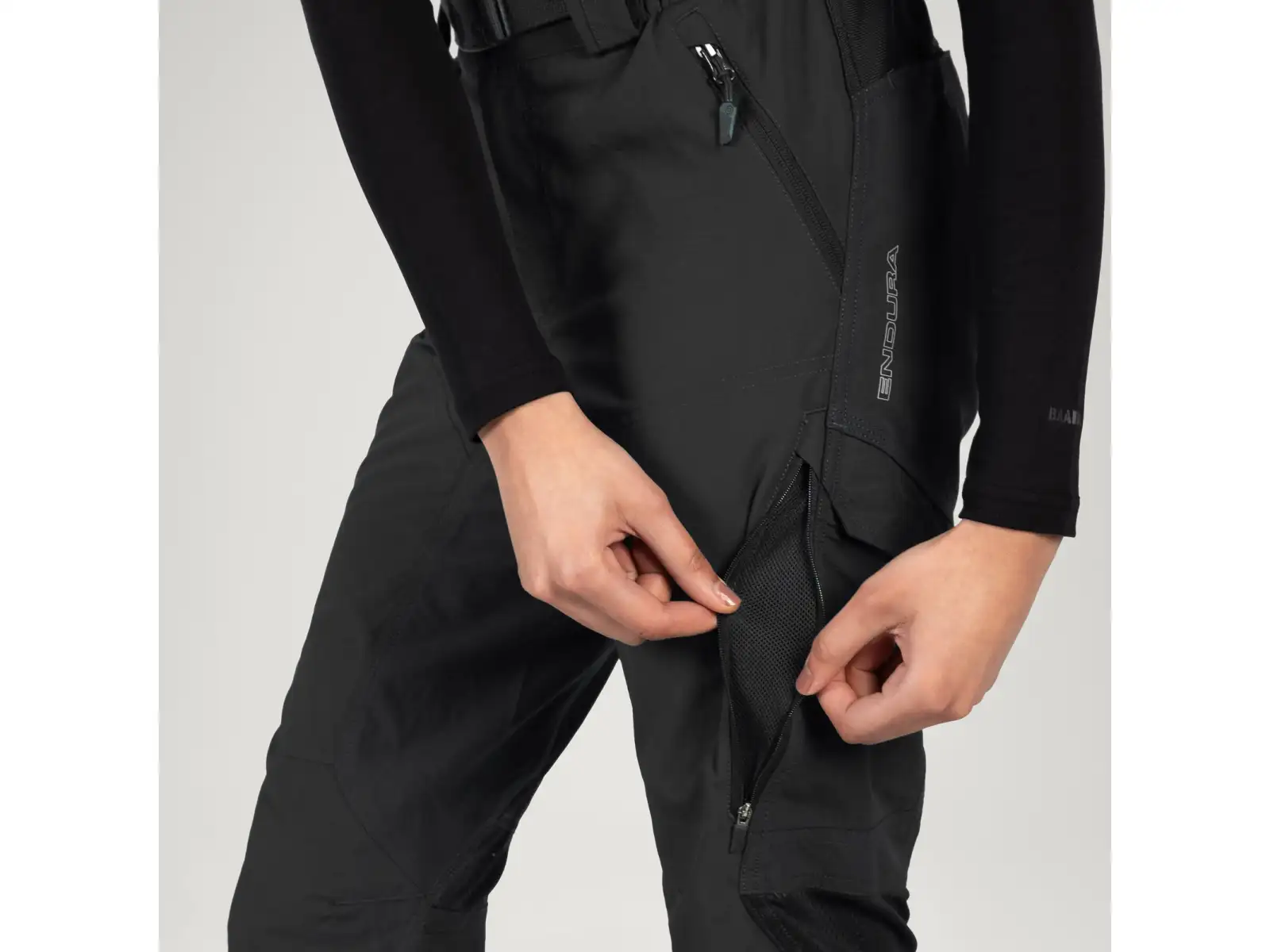 Endura Hummvee women's 3/4 shorts with pad Black