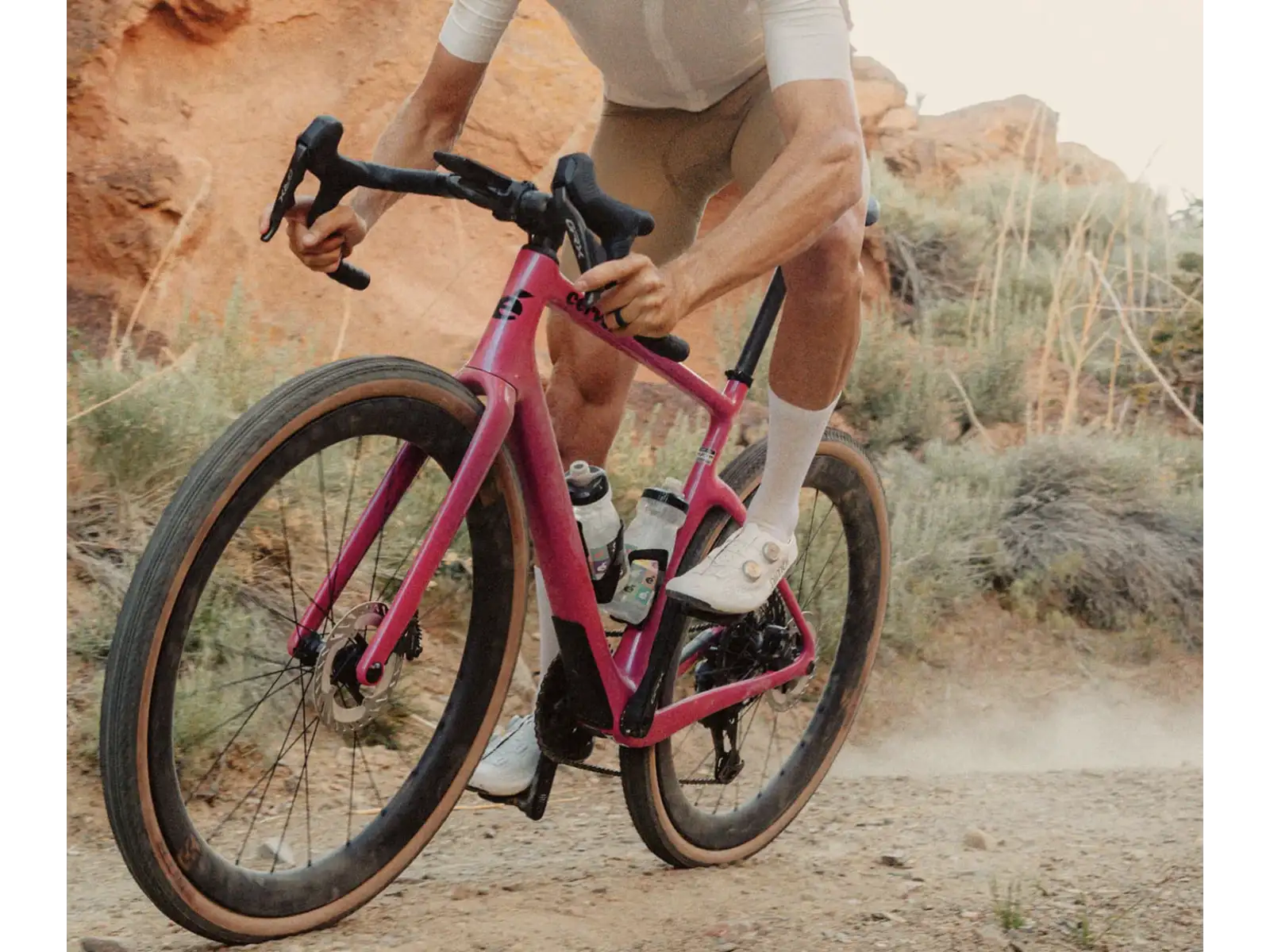 Cervélo Aspero SRAM Apex 1 gravel bike Dusty Unicorn