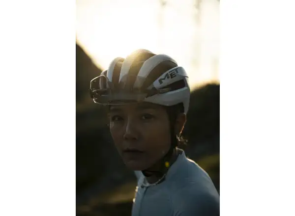 MET Trenta 3K Carbon MIPS road helmet Opal Gray