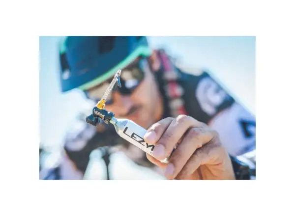 Lezyne Tubeless CO2 Blaster W/O CO2 tubeless tire repair kit