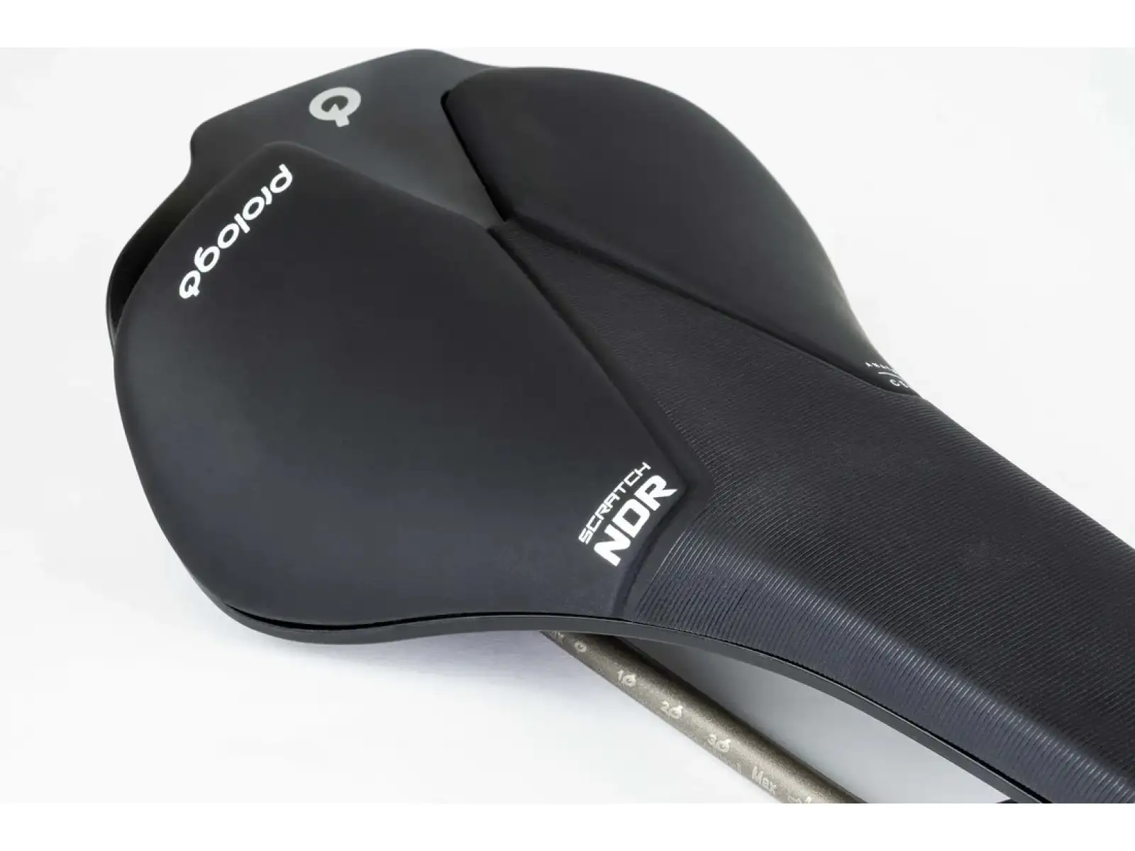 Prologo Scratch NDR Nack 140 mm saddle black