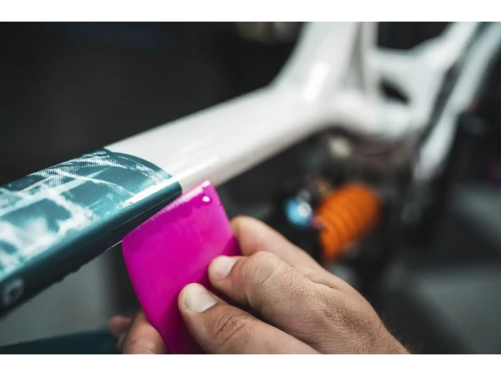 Muc-off Application Squeegee sticker applicator squeegee