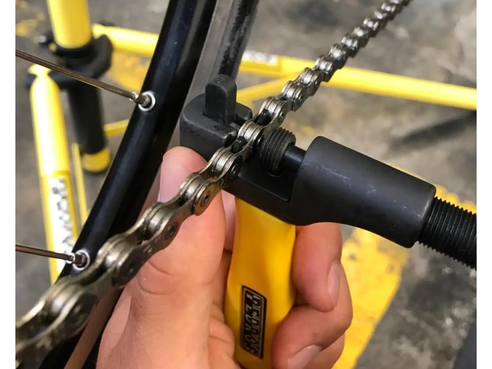 Pedros Pro 3.1 chain breaker
