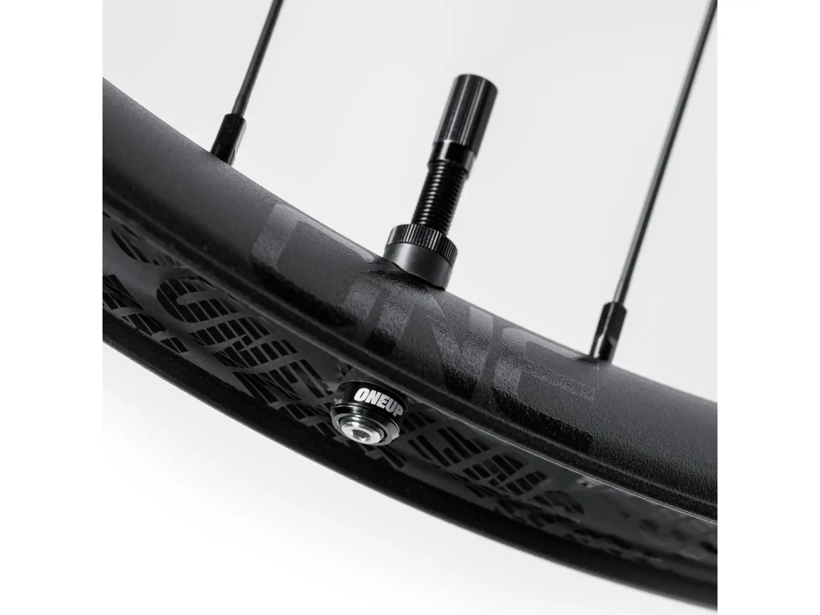 OneUp Fillmore tubeless valves black
