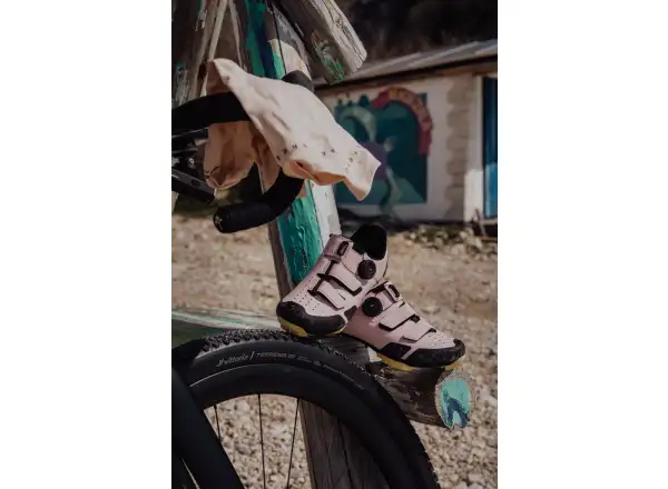 Force Revo 2 MTB cycling shoes pink
