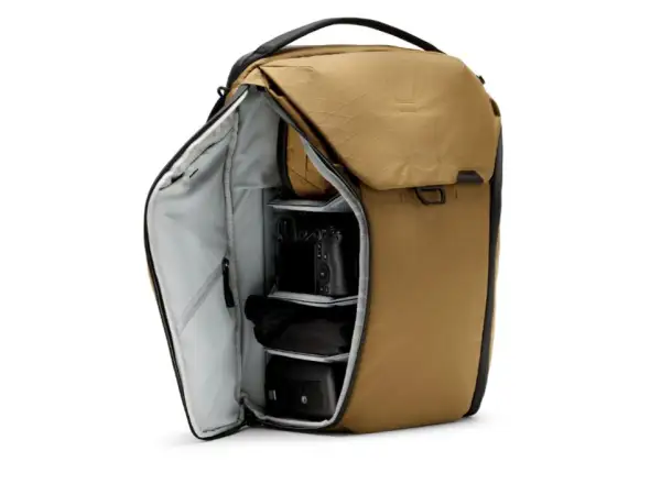 Peak Design Everyday Backpack 30 l backpack Coyote