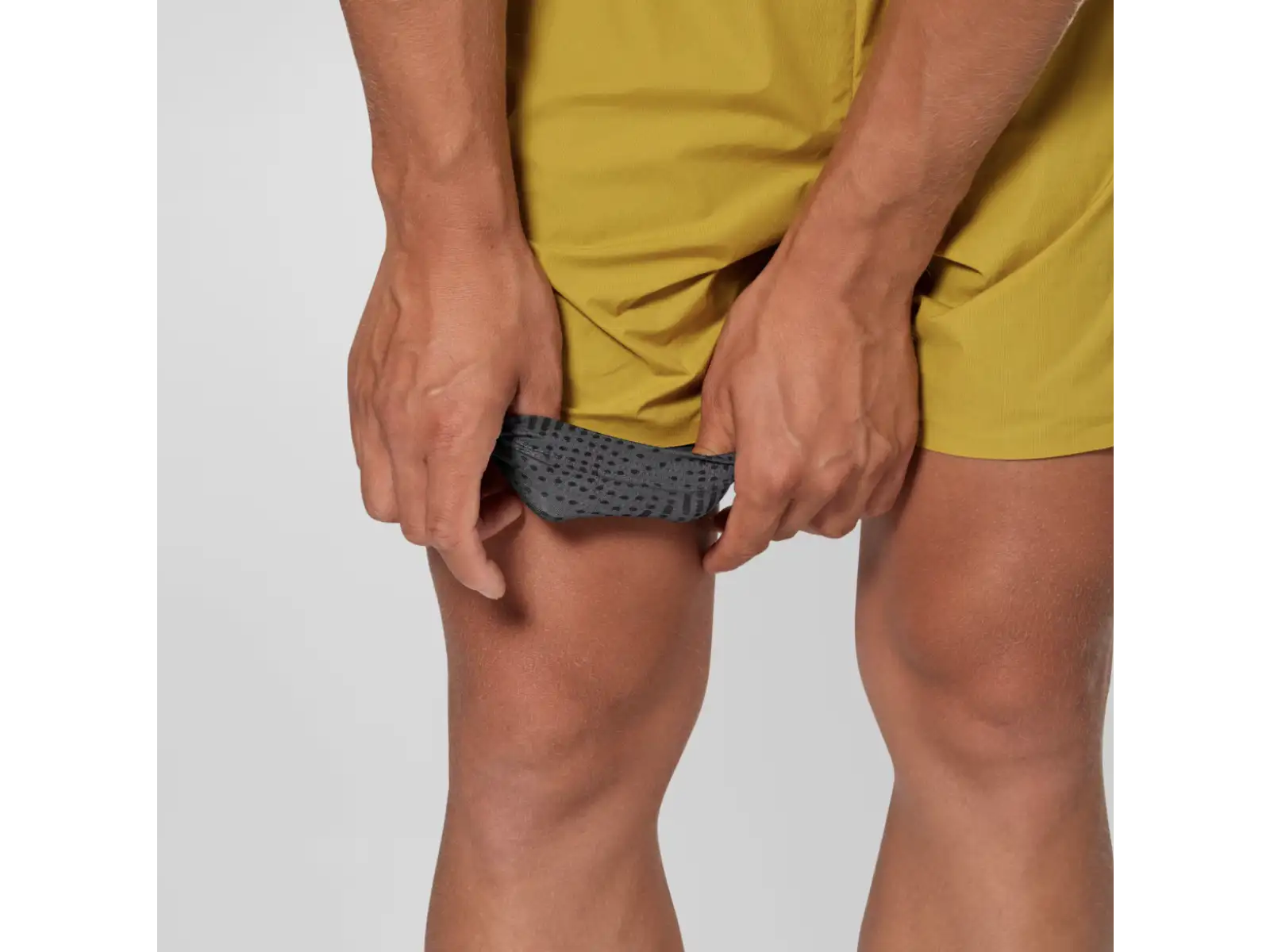 Salewa Pedroc Durastretch 2in1 men's shorts Olive Oil
