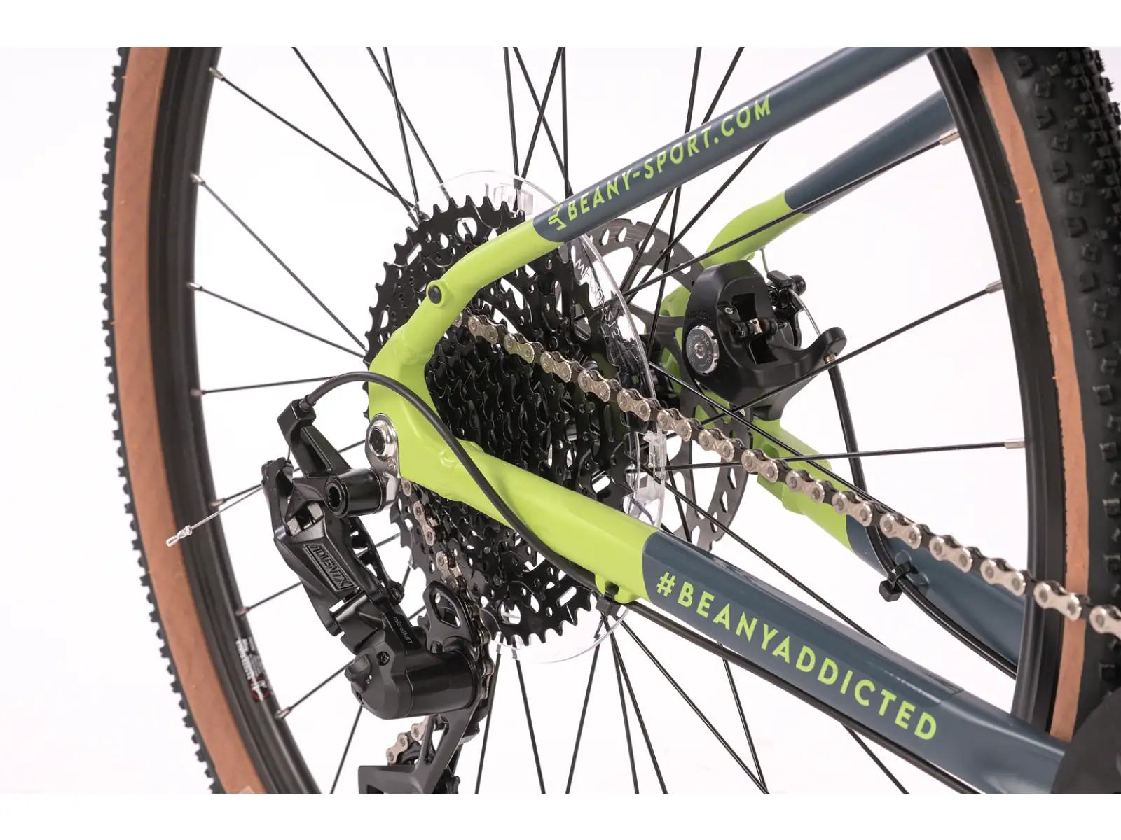 Beany Pulse 700 children's gravel bike neon yellow