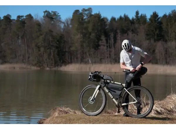 Apidura Expedition full frame pack New 8 l frame bag
