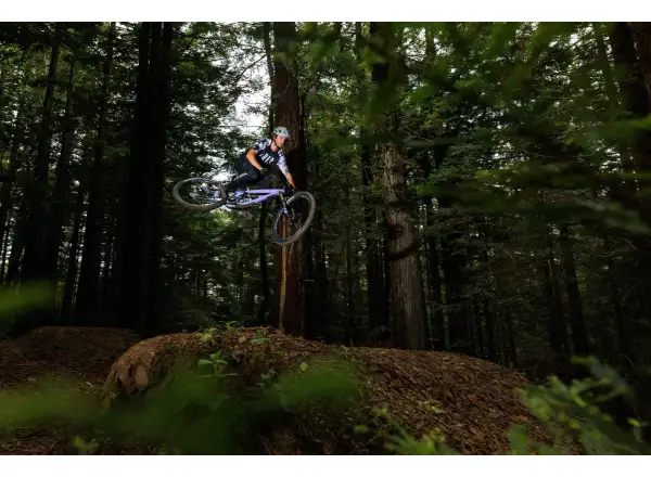 Ibis HD6 Deore full-suspension mountain bike Green