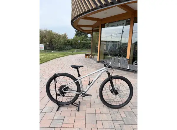 Specialized Rockhopper 29 size M BAZAR