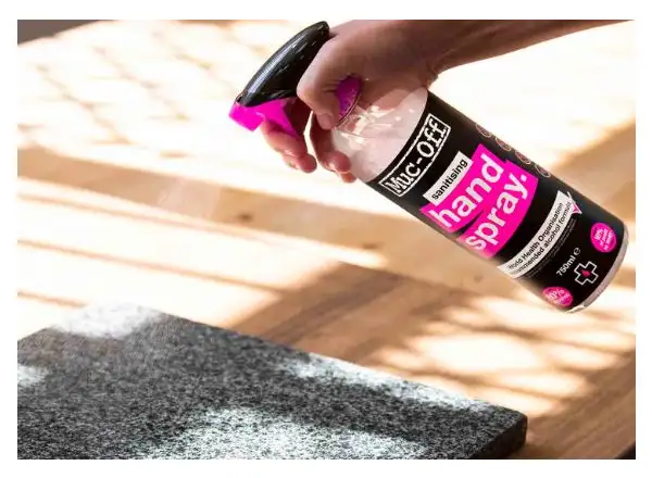Muc Off Sanitising Hand Spray antibacterial hand spray 750 ml