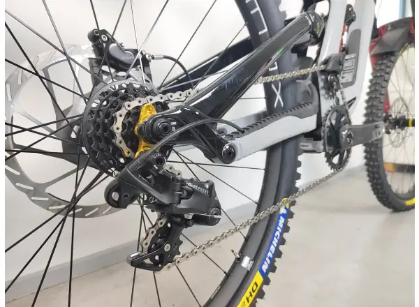 GT Fury Custom downhill bike size M