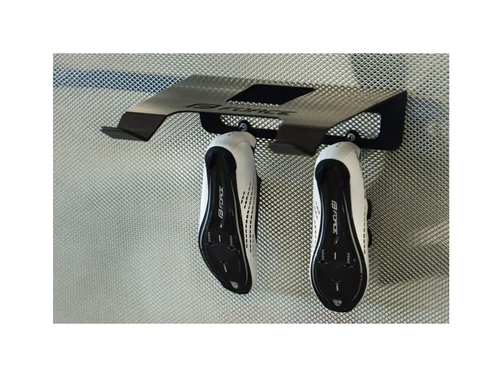 Force Stable Tograck steel wall mount black