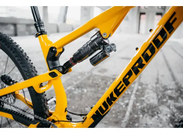 Nukeproof Reactor Alloy Pro 290 Eagle 90 full-suspension bike Yellow
