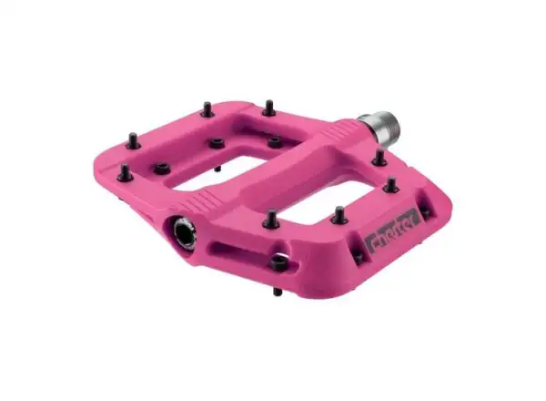 Race Face Chester pedals magenta