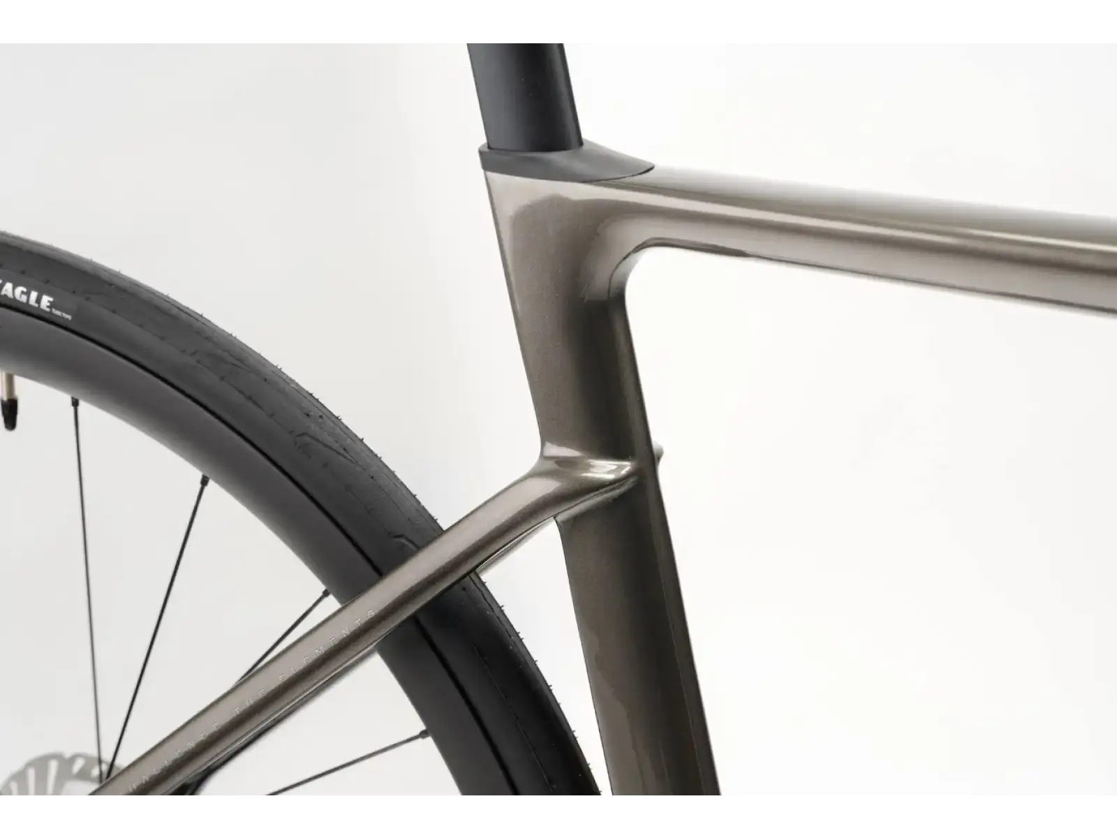 Isaac Boson 105 Di2 + FFWD Tyro 2 road bike Sonic Silver