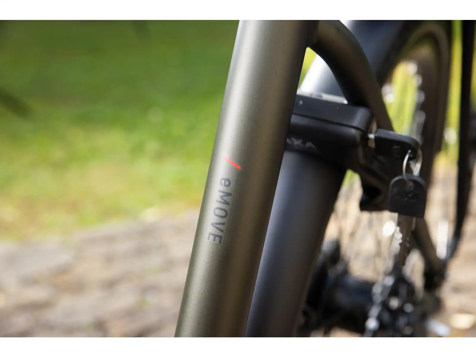 Superior eMOVE 6.3 city e-bike Matte Dark Green