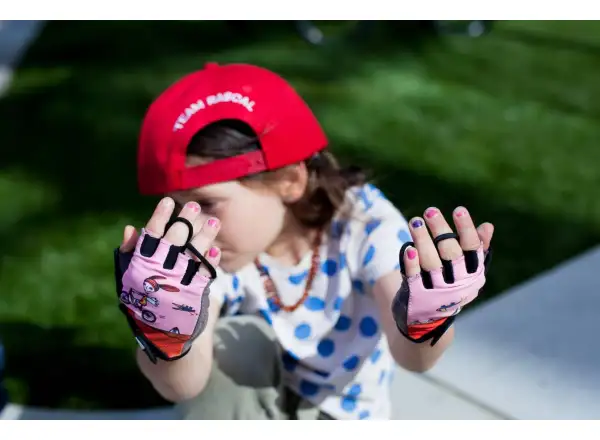 Rascal Holka gloves