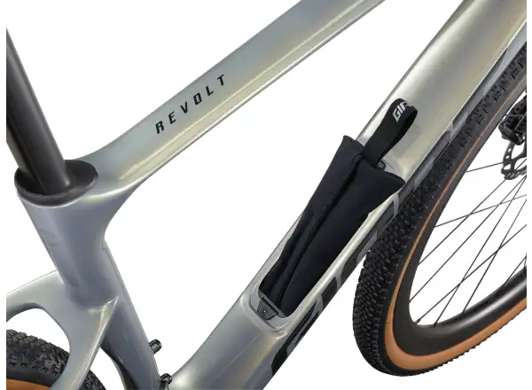 Giant Revolt Advanced 0 gravel bike Aurora Noise