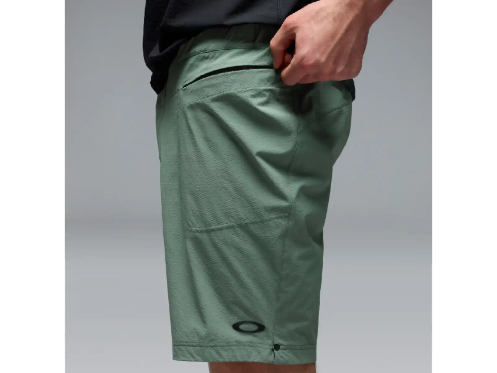 Oakley Seeker Whip men's shorts Aviator Green