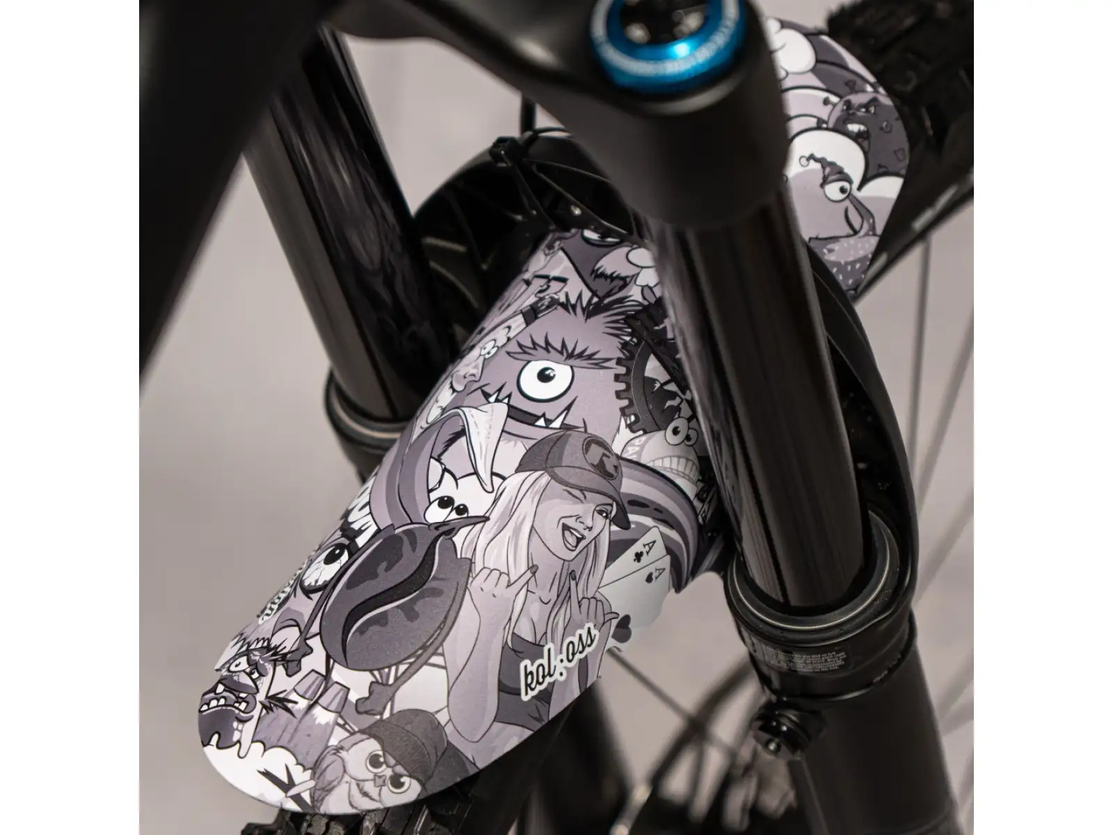 Rie:sel Design Kol:oss mudguard Stickerbomb Eyecatcher Ultra Black