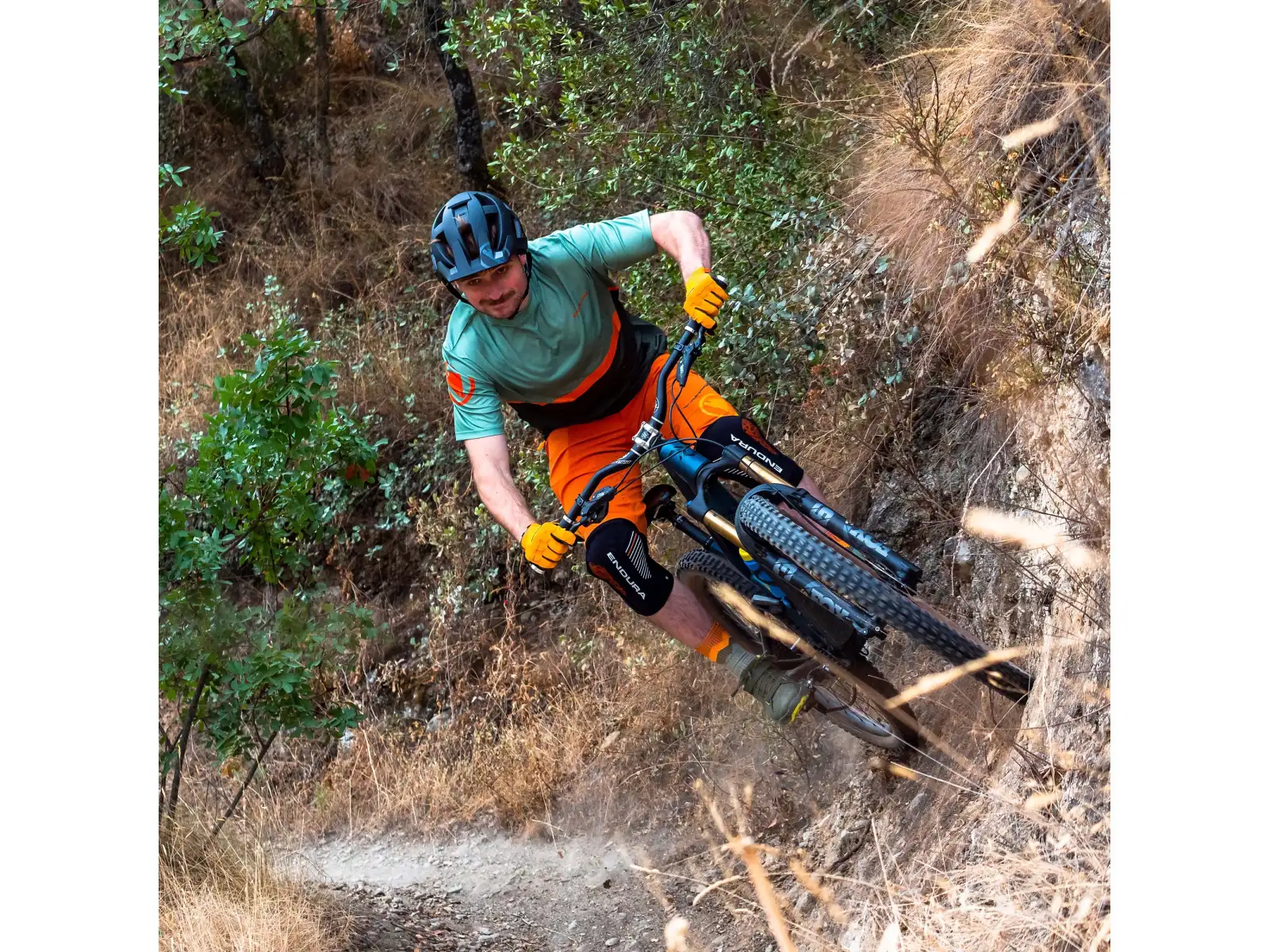 Endura SingleTrack Lite men's shorts Harvest