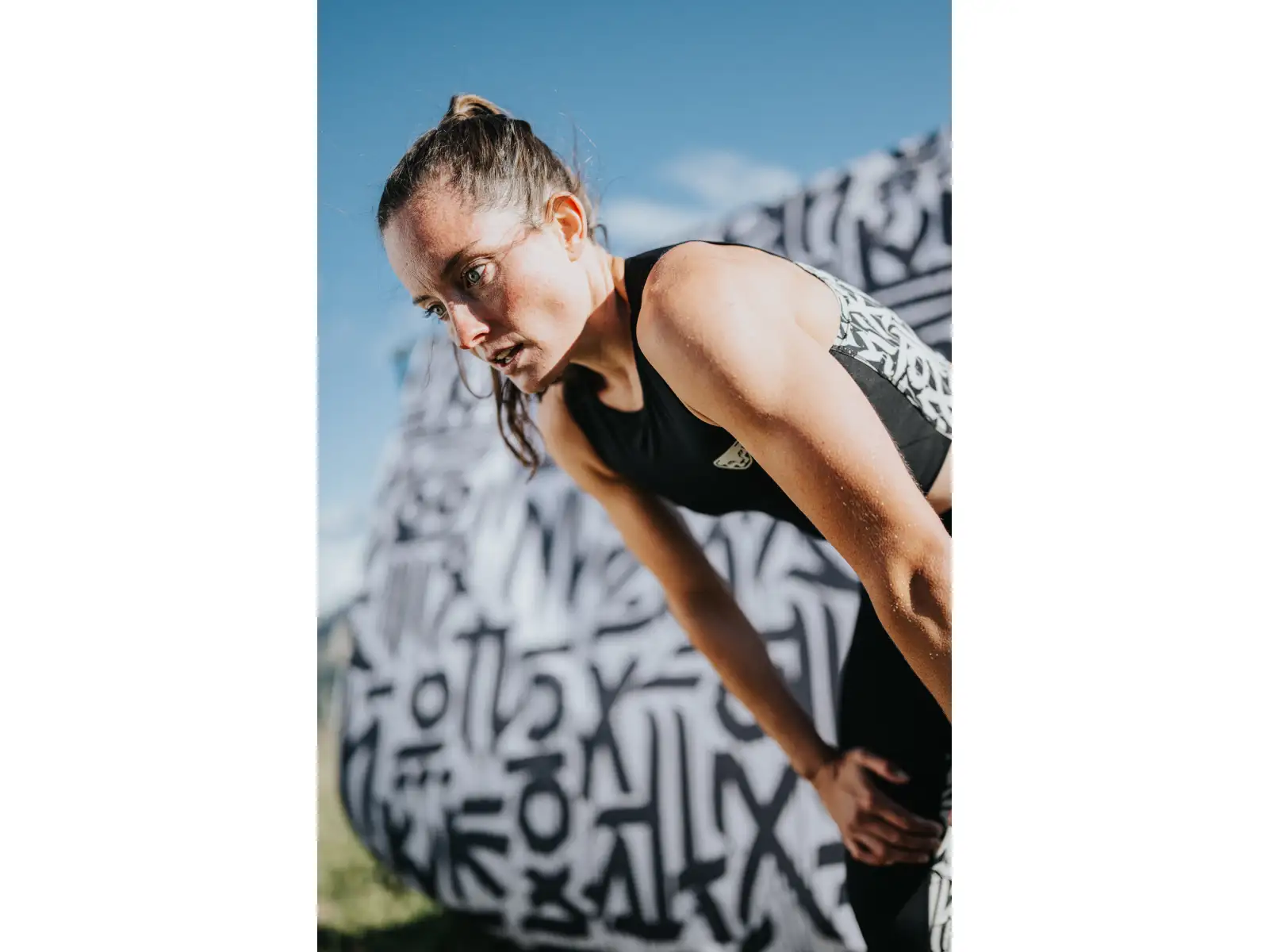Dynafit Trail Crop Top women's sleeveless shirt Black Out