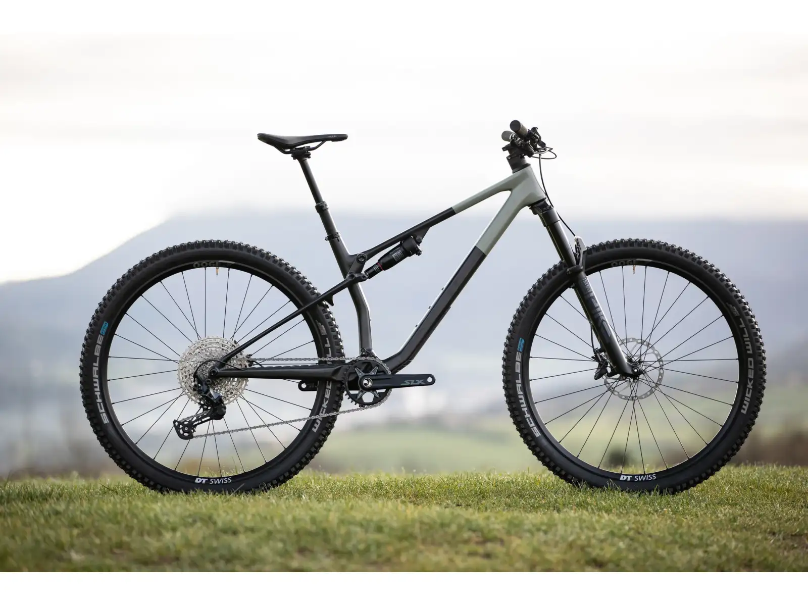 Superior XF 9.6 DC mountain bike Matte Carbon/Grey