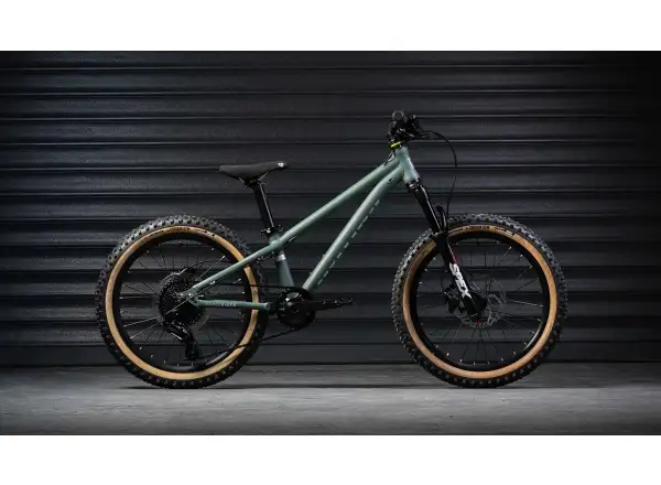 Early Rider Hellion 20 children's bike Forest Green