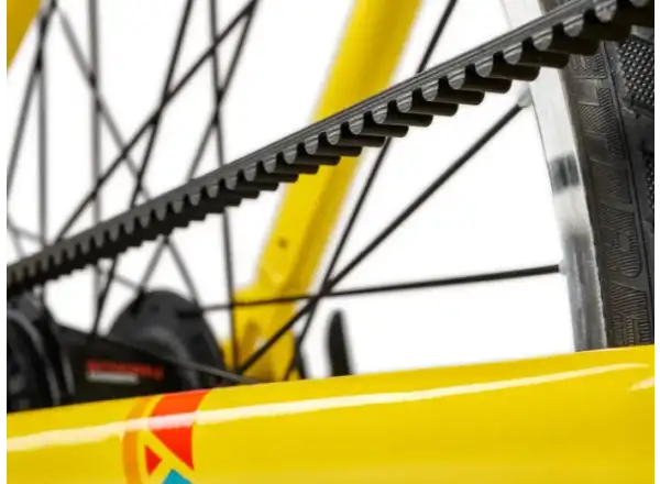Academy Grade 4 Belt children's bike 20" yellow