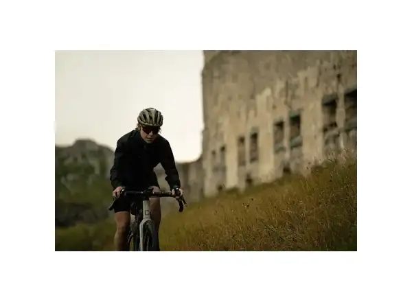 MET Trenta MIPS Wander helmet Natural