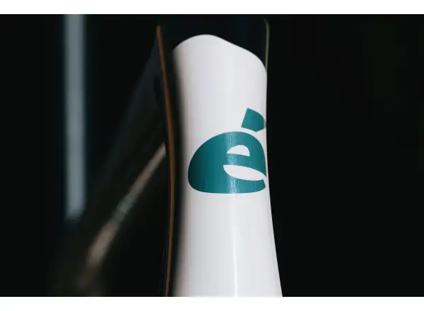 Cervélo Caledonia-5 SRAM Rival AXS Sandstone