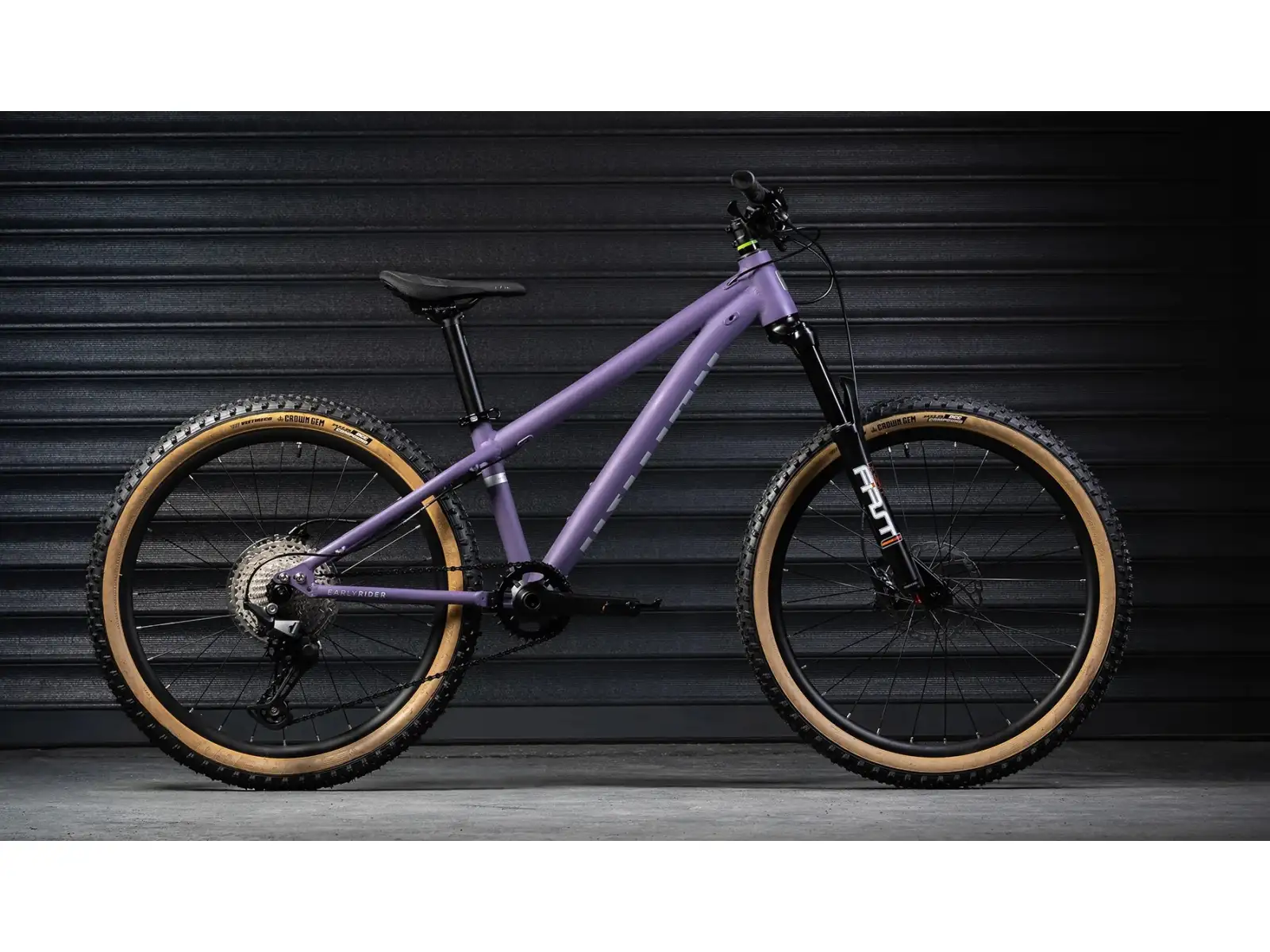 Early Rider Hellion 24 kids bike Electric Purple