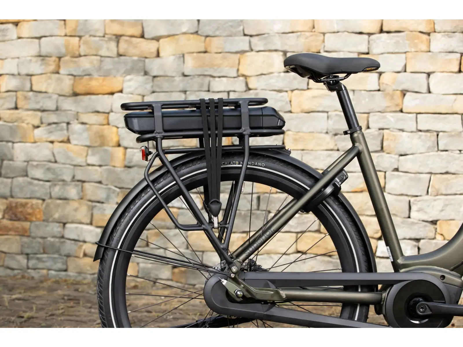 Superior eMOVE 6.3 city e-bike Matte Dark Green