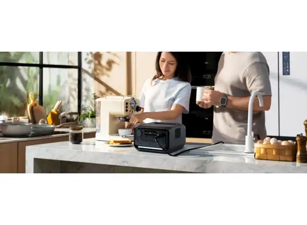 EcoFlow RIVER 3 Max charging station