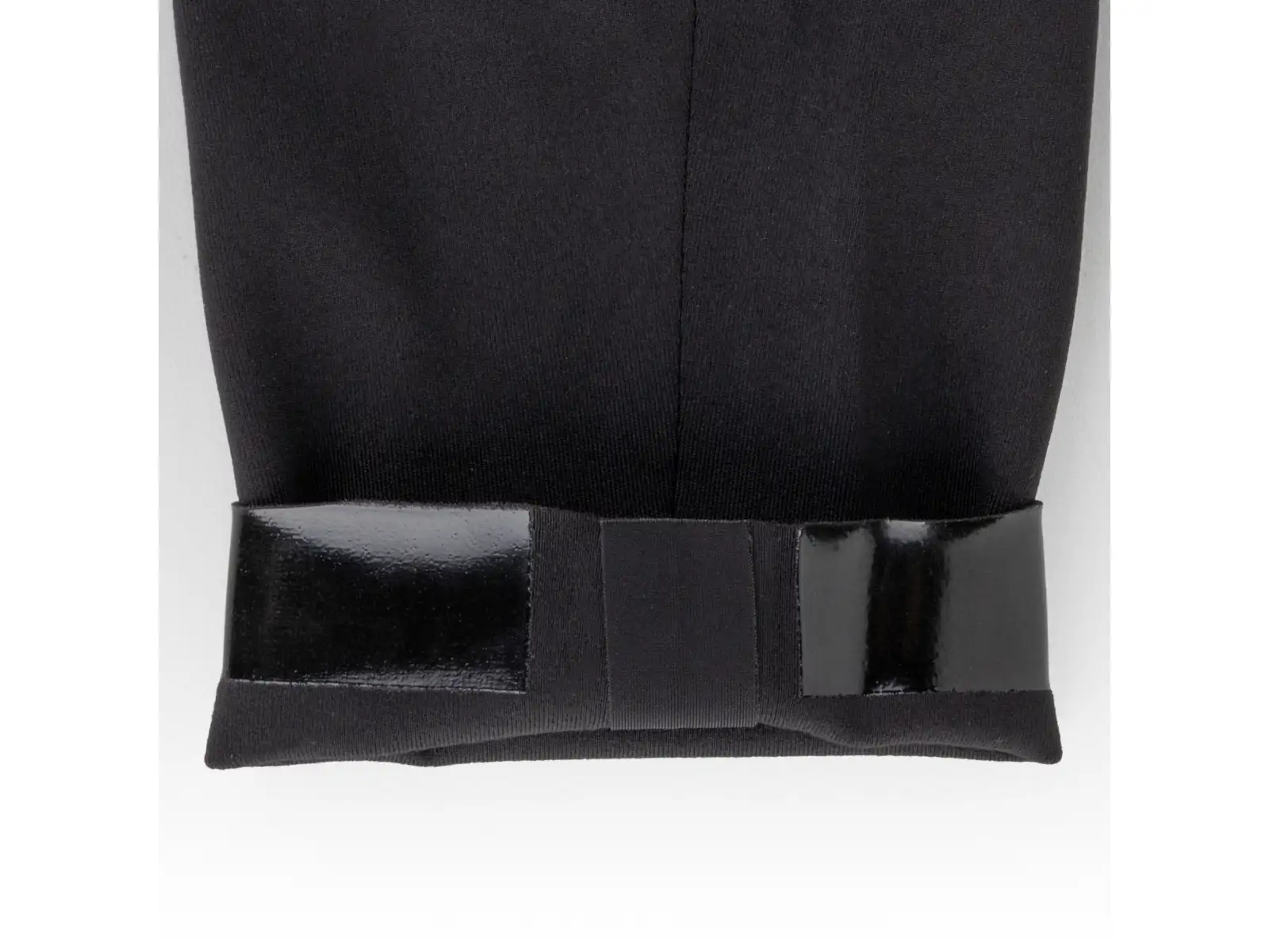 Force Rush arm warmers glued black