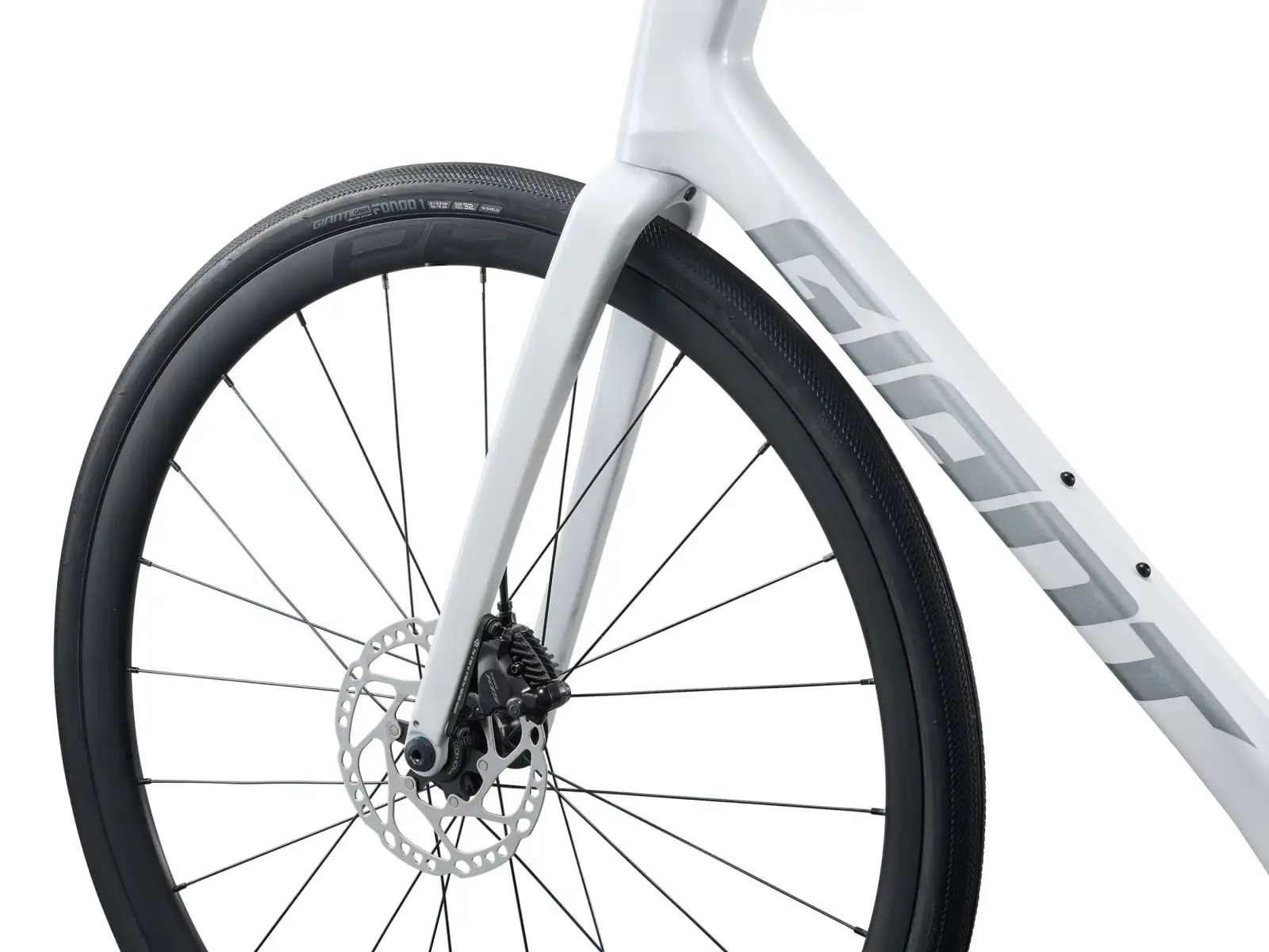 Giant Defy Advanced 2 road bike Pearl White