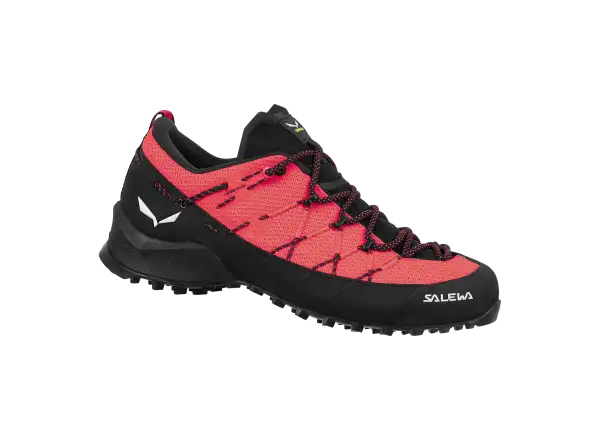 Salewa Wildfire 2 women's outdoor shoes Fluo Coral/Black