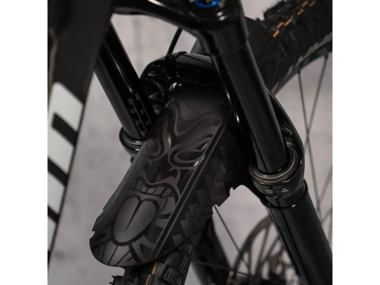 Rie:sel Design Kol:oss front mini mudguard maori