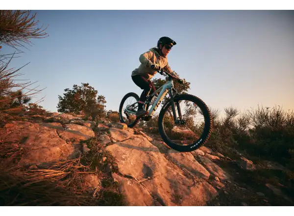 Liv Intrigue X Advanced E+ Elite 2 full suspension e-bike Soap Suds/Aged Denim