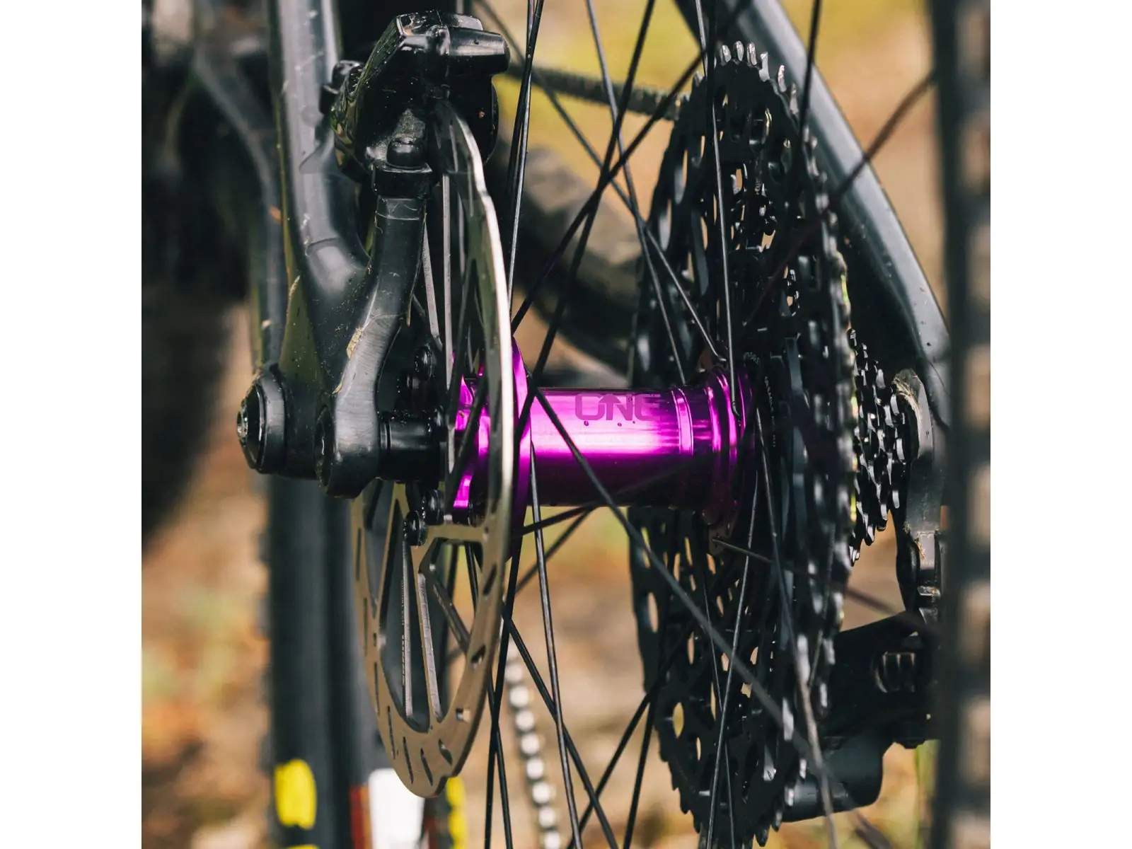 OneUp rear hub 12x148 mm 32 holes purple
