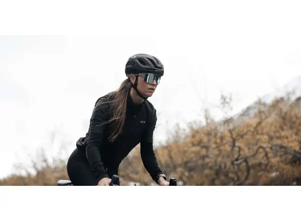 Bliz P004 sunglasses Matte Black/Grey Blue Mirror