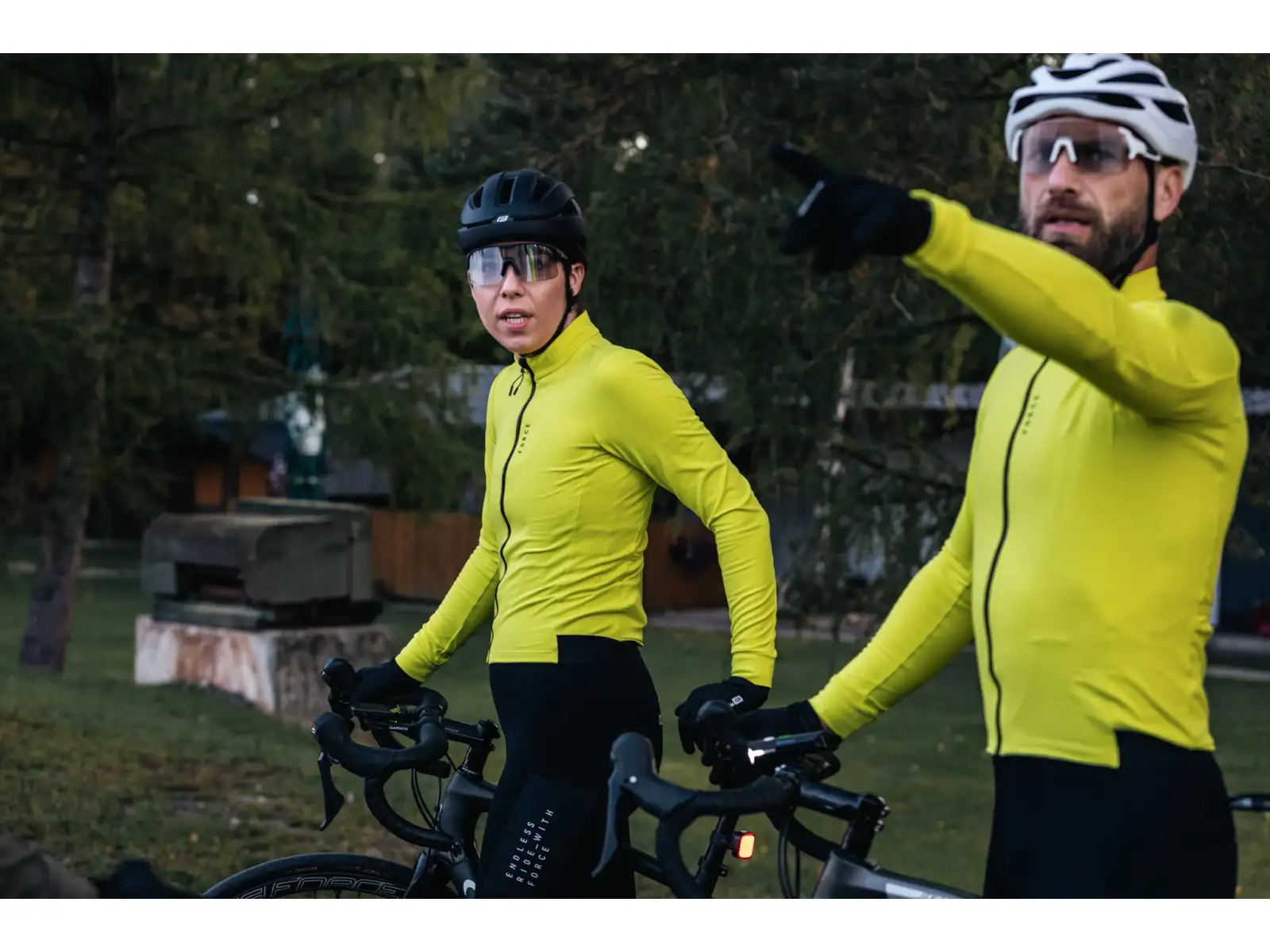 Force Spire cycling glasses black/photochromic lens