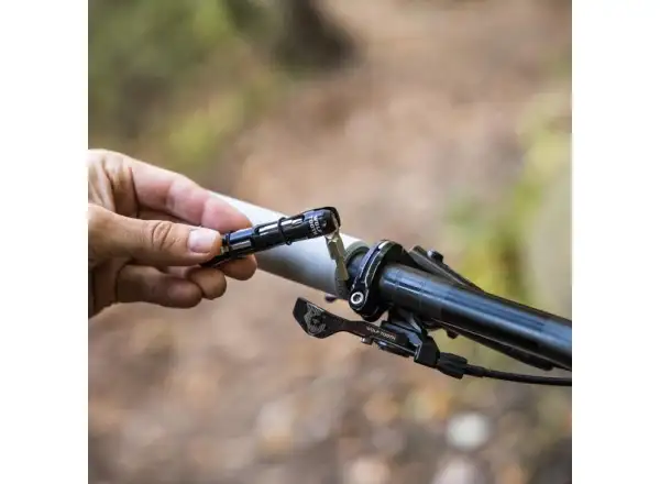 Wolf Tooth EnCase multitool 14 functions