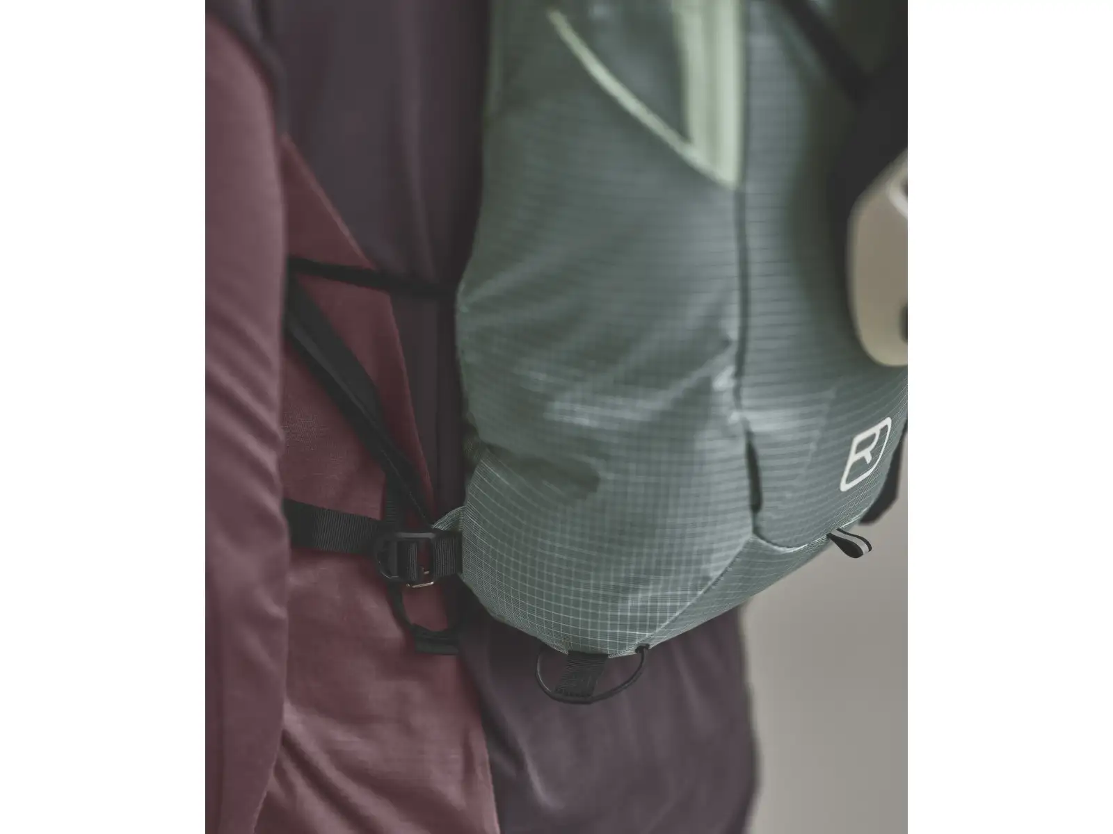 Ortovox Trace 15 backpack Green Acid