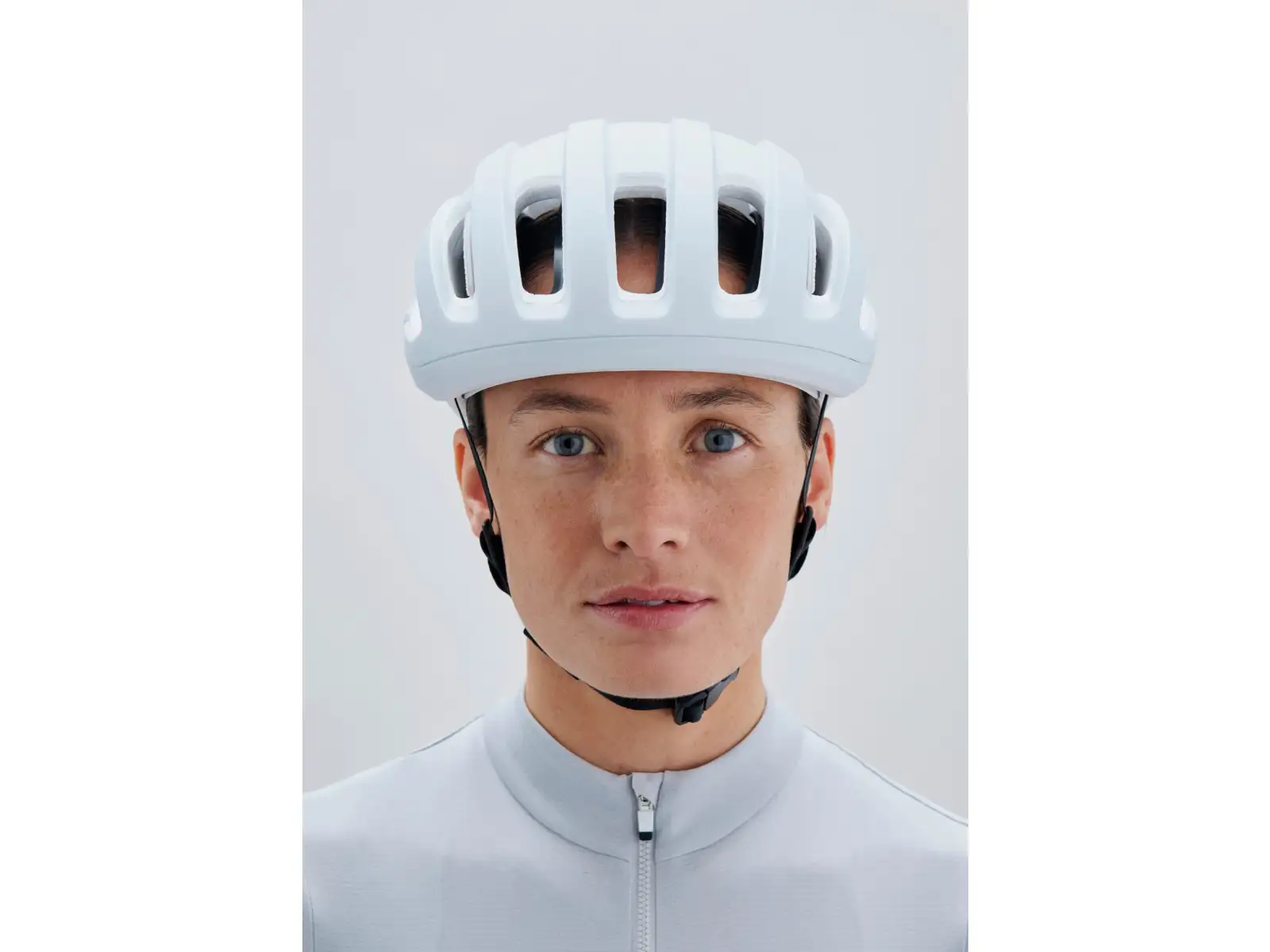 POC Amidal road helmet Hydrogen White Matt