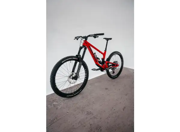 Nukeproof Giga Carbon Pro 290 T-GX full-suspension bike Red