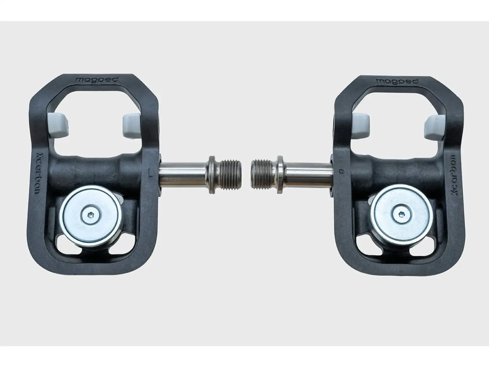 Magped Road2 magnetic pedals with steel axle black